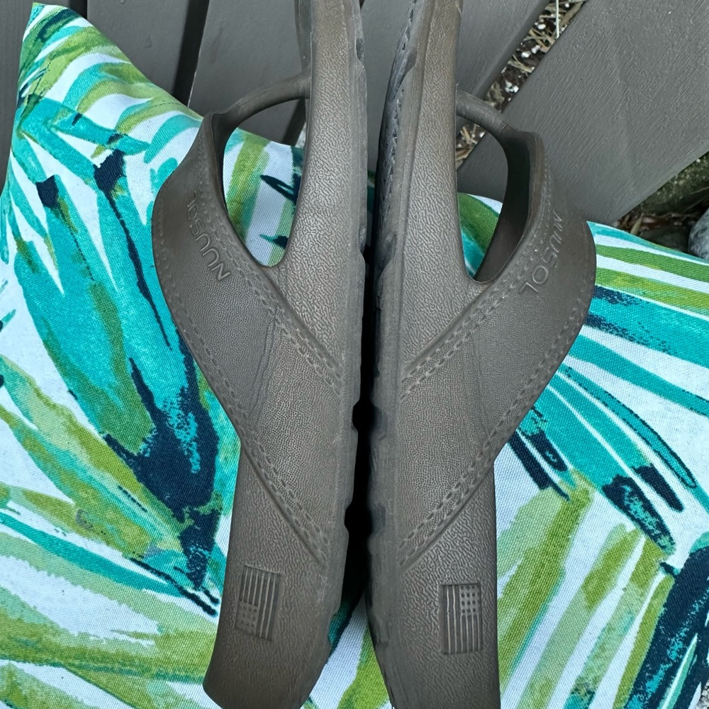 Smoked Bronze NUU SOL Sandals/Flip Flops - Picture 4 of 16